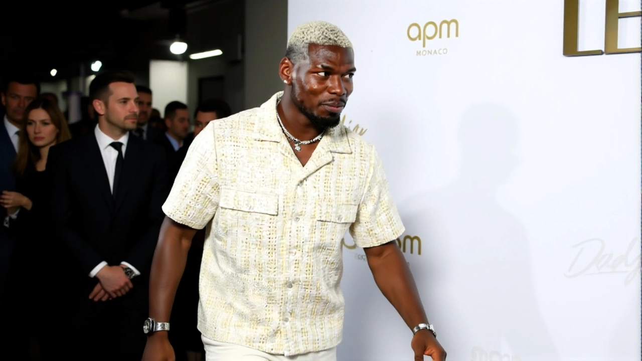 Paul Pogba onderbroken in tranen bij ondertekening bij AS Monaco: 'Ze geloofden in mij'